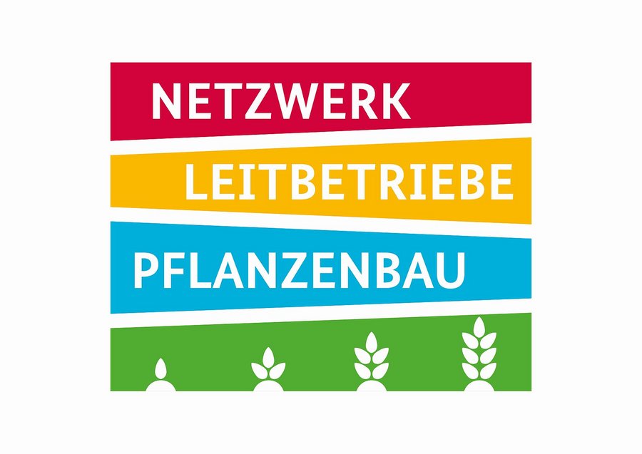 Logo des Netzwerks Leitbetriebe Pflanzenbau. © BLE